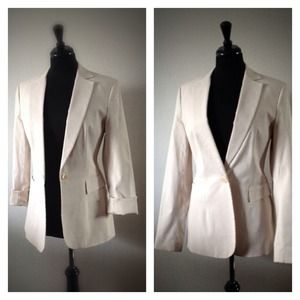 Reserved- EXPRESS Blazer Jacket in Off White