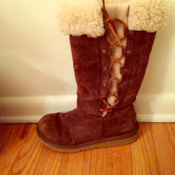 Ugg lace up boots!