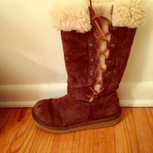 Ugg lace up boots!