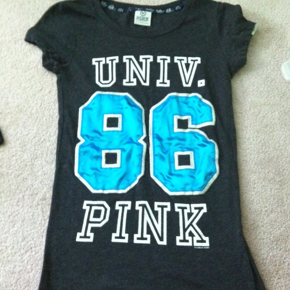 xs Victoria secret pink Tshirt