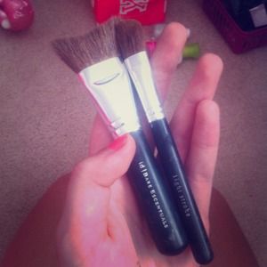 💗 Bare Minerals brush set