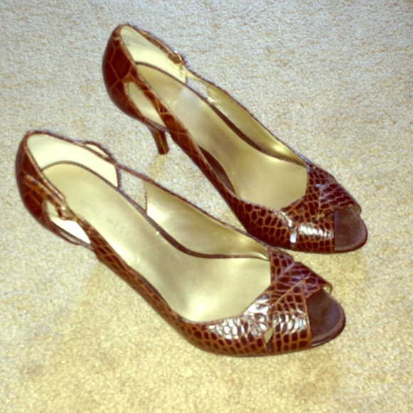 Nine West heels - Picture 1 of 3