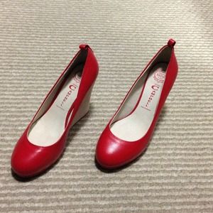 Jeffery Campbell wedge size 8.5