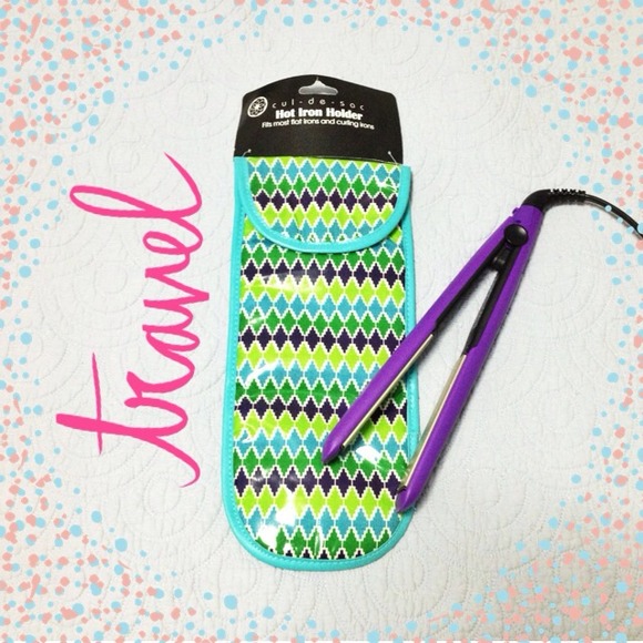 Flat Iron / Hot Tools Holder