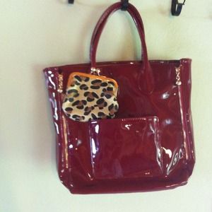 DURABLE RED PURSE W/ COIN PURSE