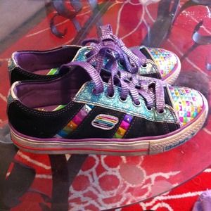 I light up sporty shorty by Skechers