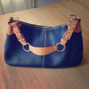 HP🌟Vintage Dooney & Bourke- Thinking of keeping!