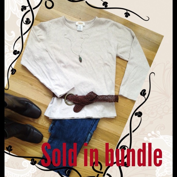 🍁SOLD IN BUNDLE🍁Fall🍁Oatmeal ribbed shirt