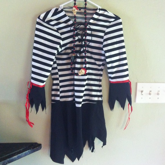 LEGS AVENUE PIRATE COSTUME SMALL