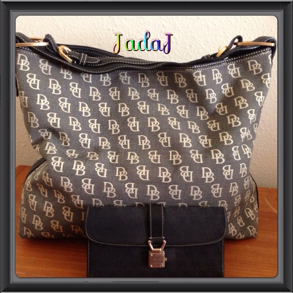 💥RESERVED💥Dooney & Bourke Hobo and Wallet