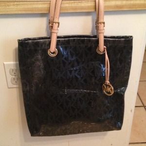 MK Authentic handbag