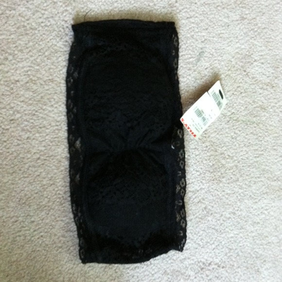 small black lace bandeau