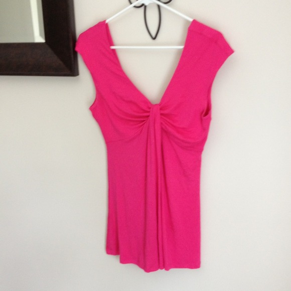 Hot pink express top