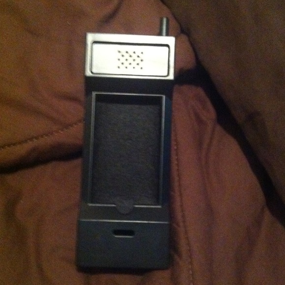 80's Retro iPhone case (3, 3GS, 4, & 4S) - Picture 2 of 3