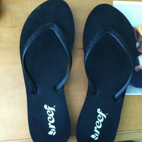 brand new reef sparkly flip flops