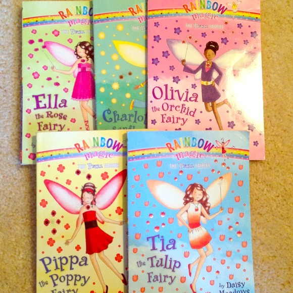 REDUCTION!!!!!! Rainbow magic books