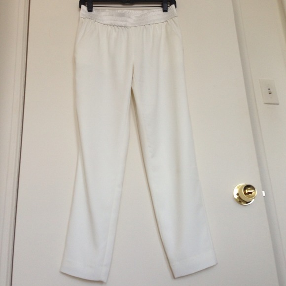 ✨🎊🎉HOST PICK🎉🎊✨White drapery track pants