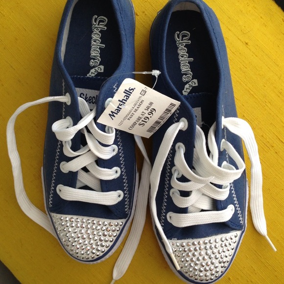 Fun Skechers Sneakers.  Never worn