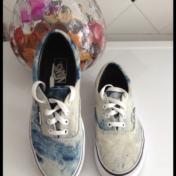 Shoes serious buyers only RESERVED