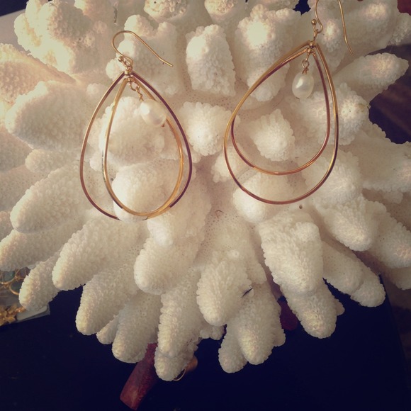 🍒20% off🍒 18K gold plated with a dainty pearl