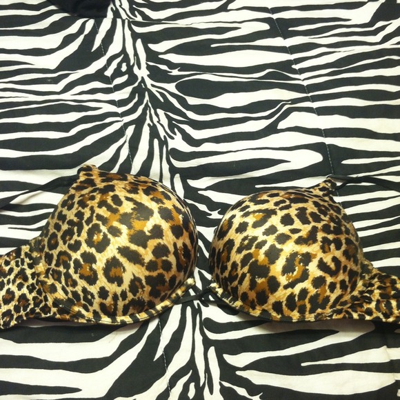SOLD!!!! Used miraculous pushup vs