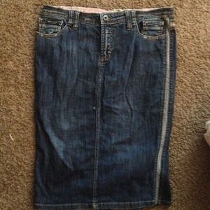 D & G denim pencil skirt