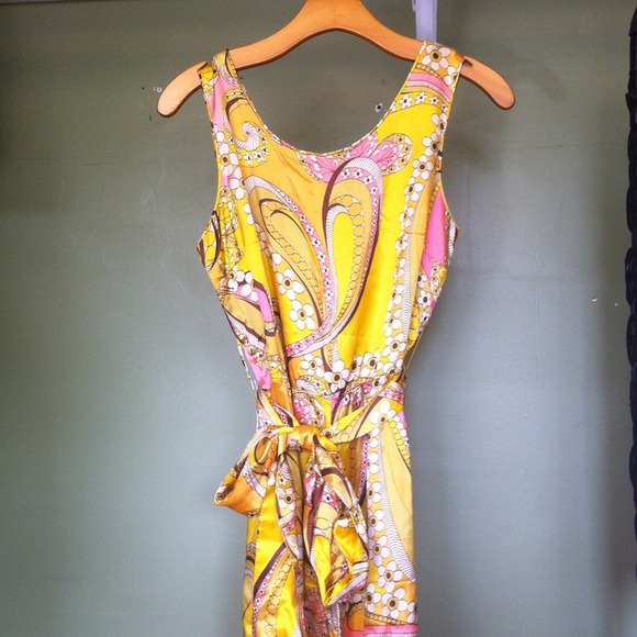 HOST PICK 9/28🎉Vintage jumpsuit - Picture 3 of 4