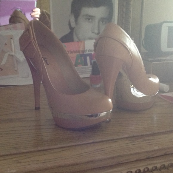 Pumps, nude color