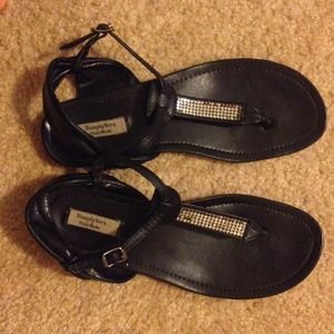 Simply Vera by Vera Wang black gladiator sandals