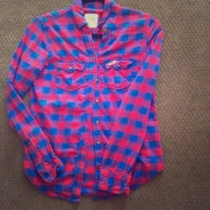 Long sleeve blue and red flannel. Perfect for fall
