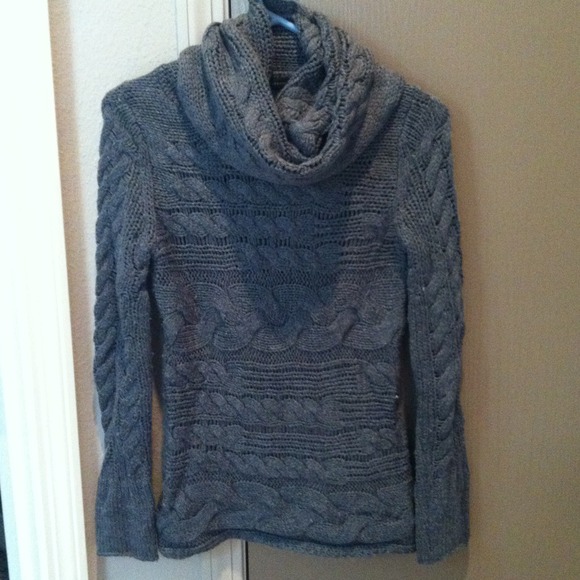 Banana Republic Cable Knit Sweater