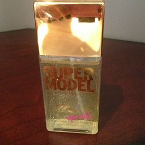 Bundle for socalgurl