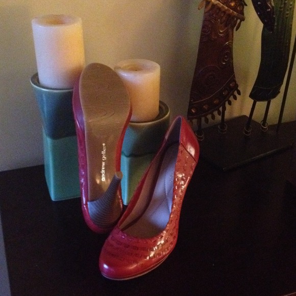 SOLD 🎉Andrew Geller Knot shoes in red! - Picture 3 of 3
