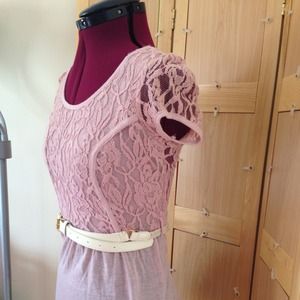 ✨NWOT Rue 21 Dressy Lace top with belt✨