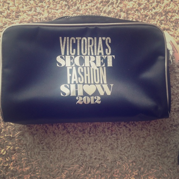 Victoria secret make up bag