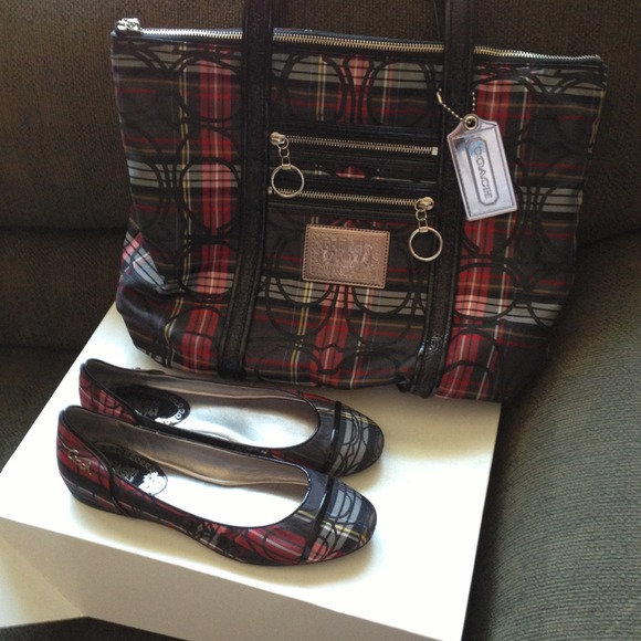 🌟MUST GO🌟Authentic Coach poppy bag & shoes