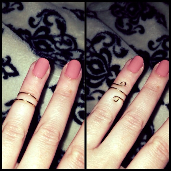 Adjustable Above the Knuckle Gold Ring