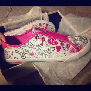 Poppy Coach shoes size 8.5