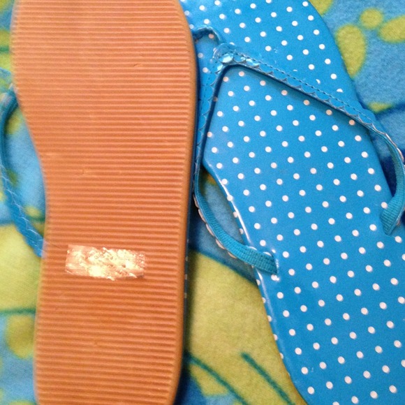 Flip-flops - Picture 2 of 2