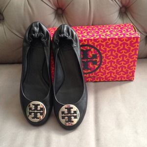 Tory Burch Reva flats