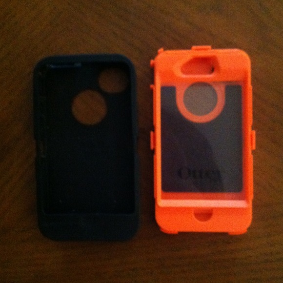 🔴TRADED🔴Orange and black otterbox
