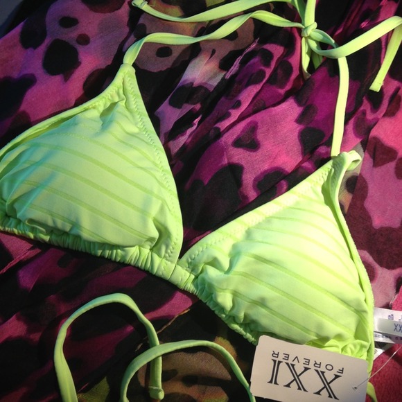 Neon Bikini Top!👙