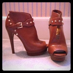 NEW Michael Kors High Heels