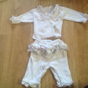 Sold.... 2 piece newborn set