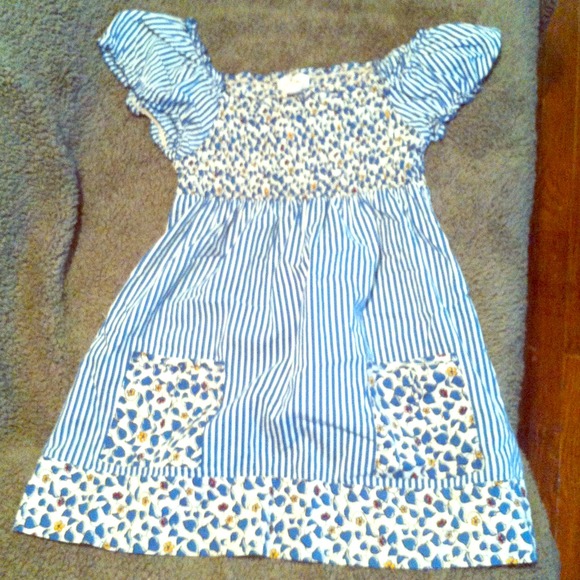 STRIPED AND FLORAL TOP