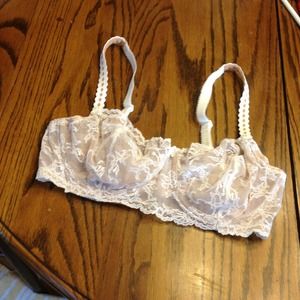 VS Bra Size 36D!