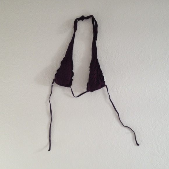 Bikini - Picture 2 of 4