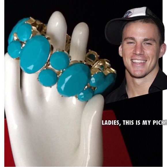 ✂✂✂🎀🎀J CREW🎀🎀MUTED CRYSTAL STRETCH BRACELET - Picture 4 of 4