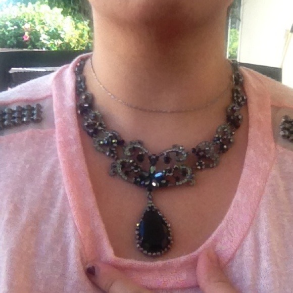 neckles - Picture 2 of 3