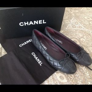 🚫SOLD🚫💯% Auth Chanel Flat Quilted Shoes NIB